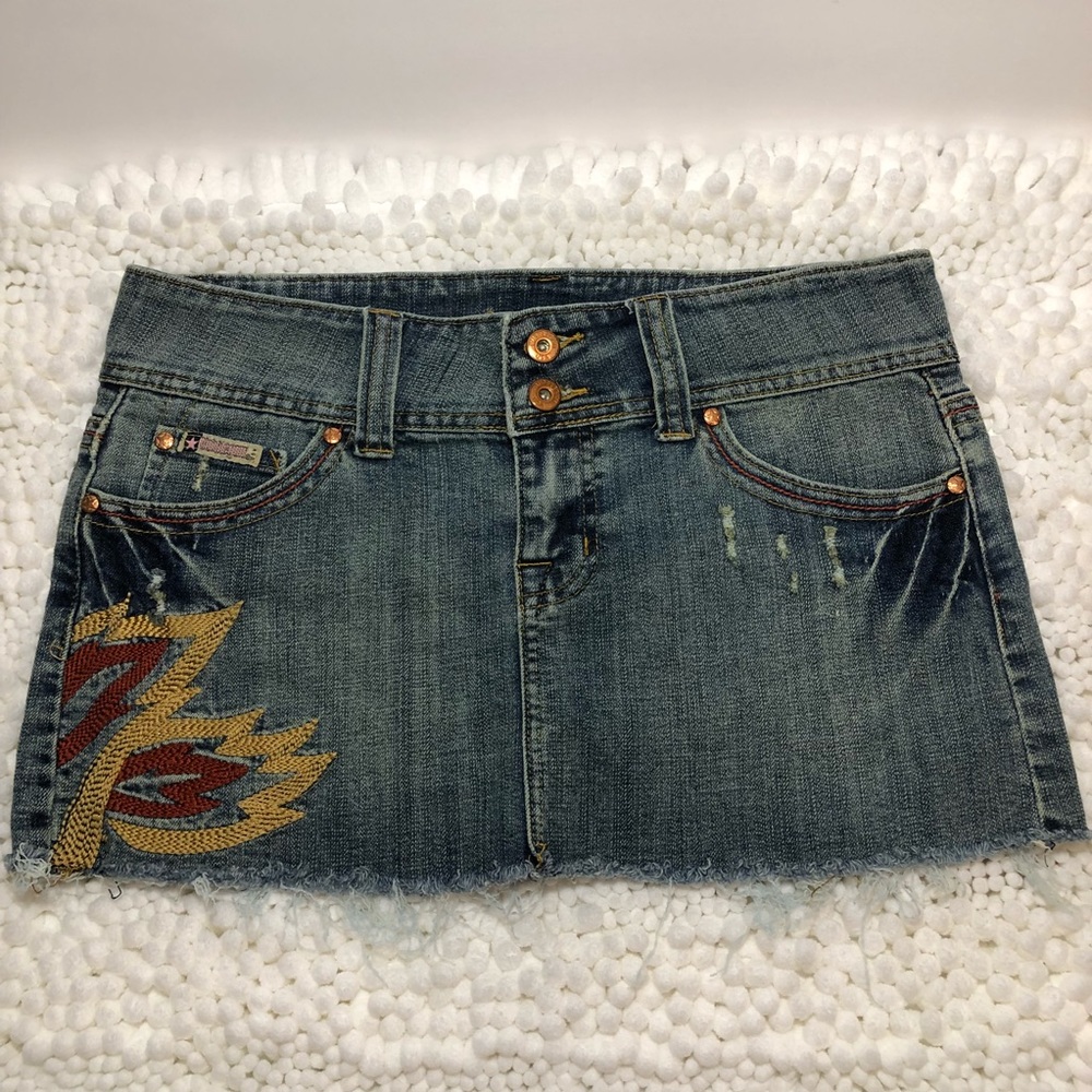 Bubblegum 7/8 Boho chic distressed jean skirt